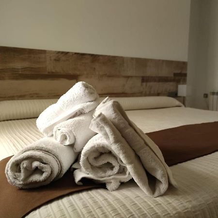 Hotel Tres Estrellas Casa Maribona Gela El Puente  Екстер'єр фото
